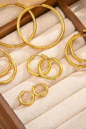 Minimalist Circle Hoop Earrings for Women, Simple Stainless Steel Round Huggies Earring